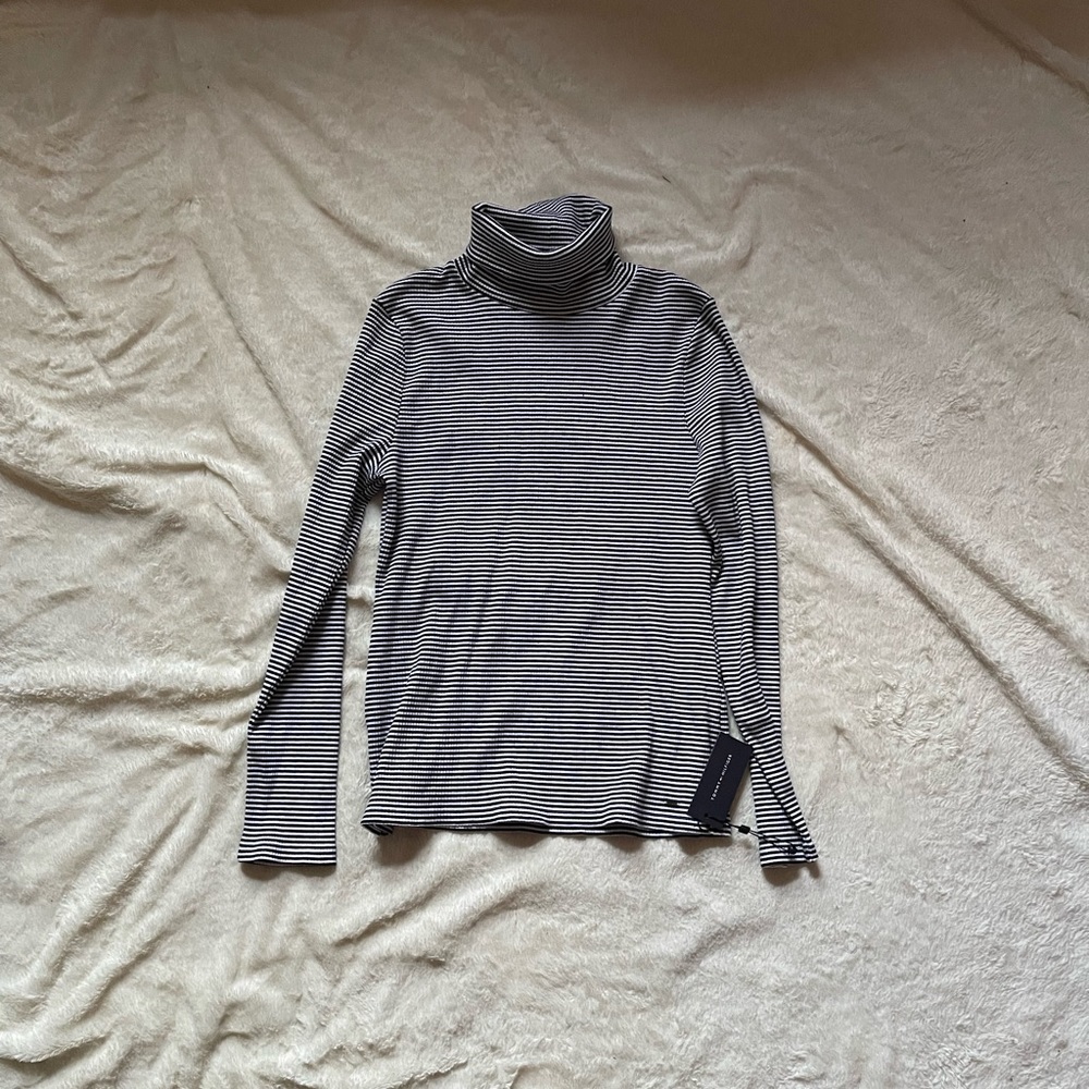 tommy hilfiger turtle neck top